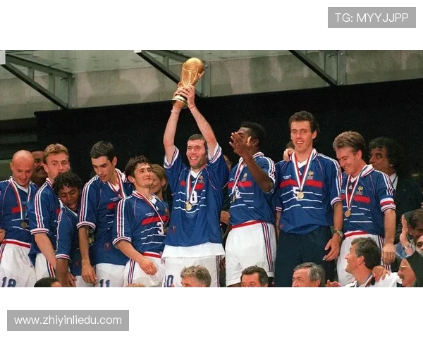 1998年世界杯法国夺冠之路：从主场优势到历史性胜利的传奇历程